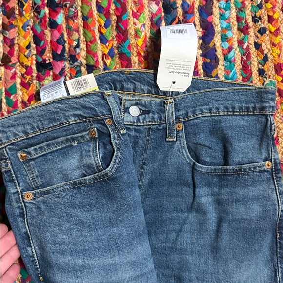 NWT LEVI’S slim taper jeans - Picture 3 of 3